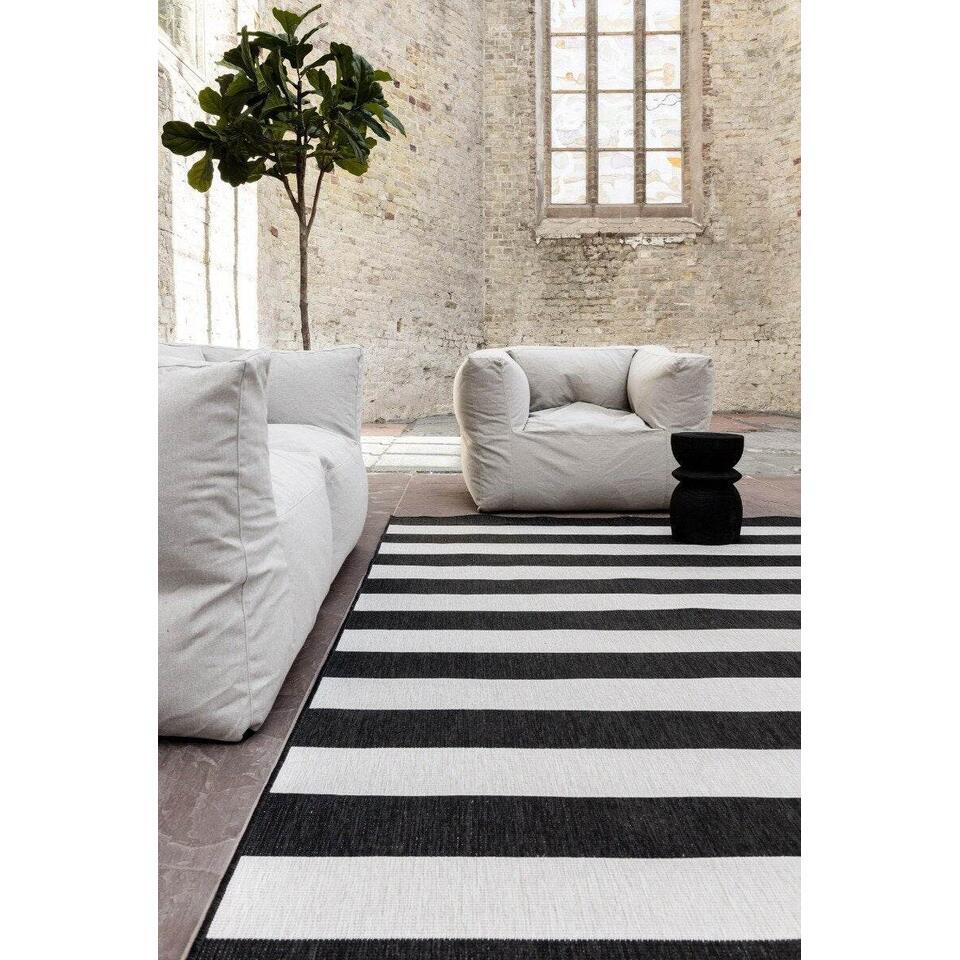  Interieur05 Buitenkleed Stripes Zwart/wit Dubbelzijdig - 230 X 160 Cm