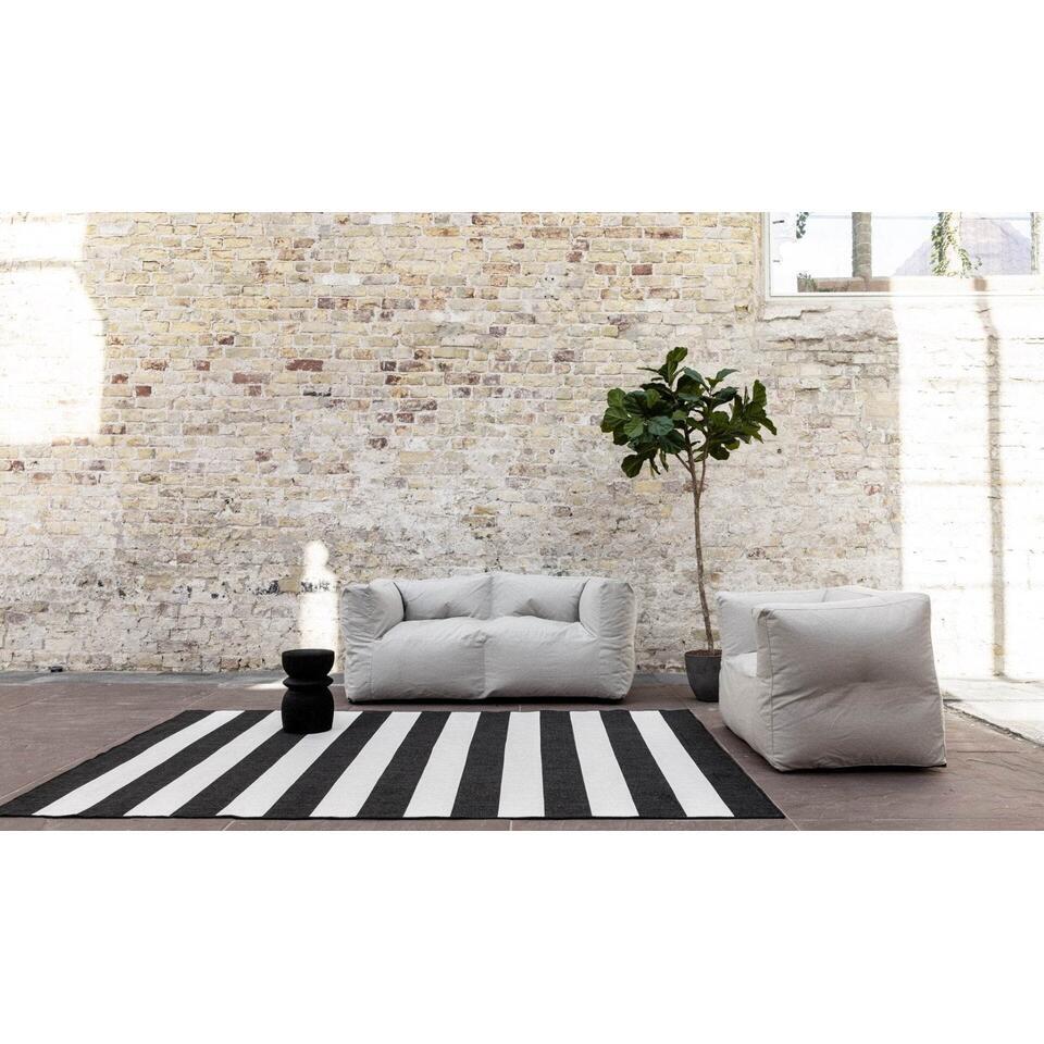  Interieur05 Buitenkleed Stripes Zwart/wit Dubbelzijdig - 230 X 160 Cm