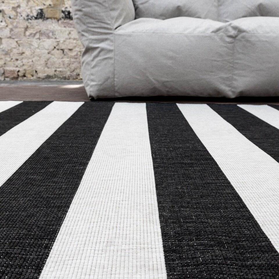  Interieur05 Buitenkleed Stripes Zwart/wit Dubbelzijdig - 230 X 160 Cm