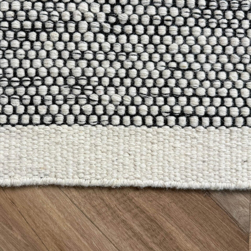  Interieur05 Wollen Vloerkleed Taff Zwart/wit - 160 X 230 Cm